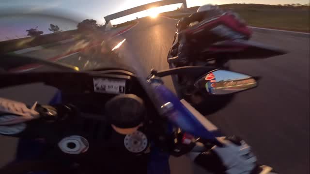 POV @flatouteurotrackdays having a battle with @_bey80 🔥📹 @goprouk#superbike #pov #monster....
