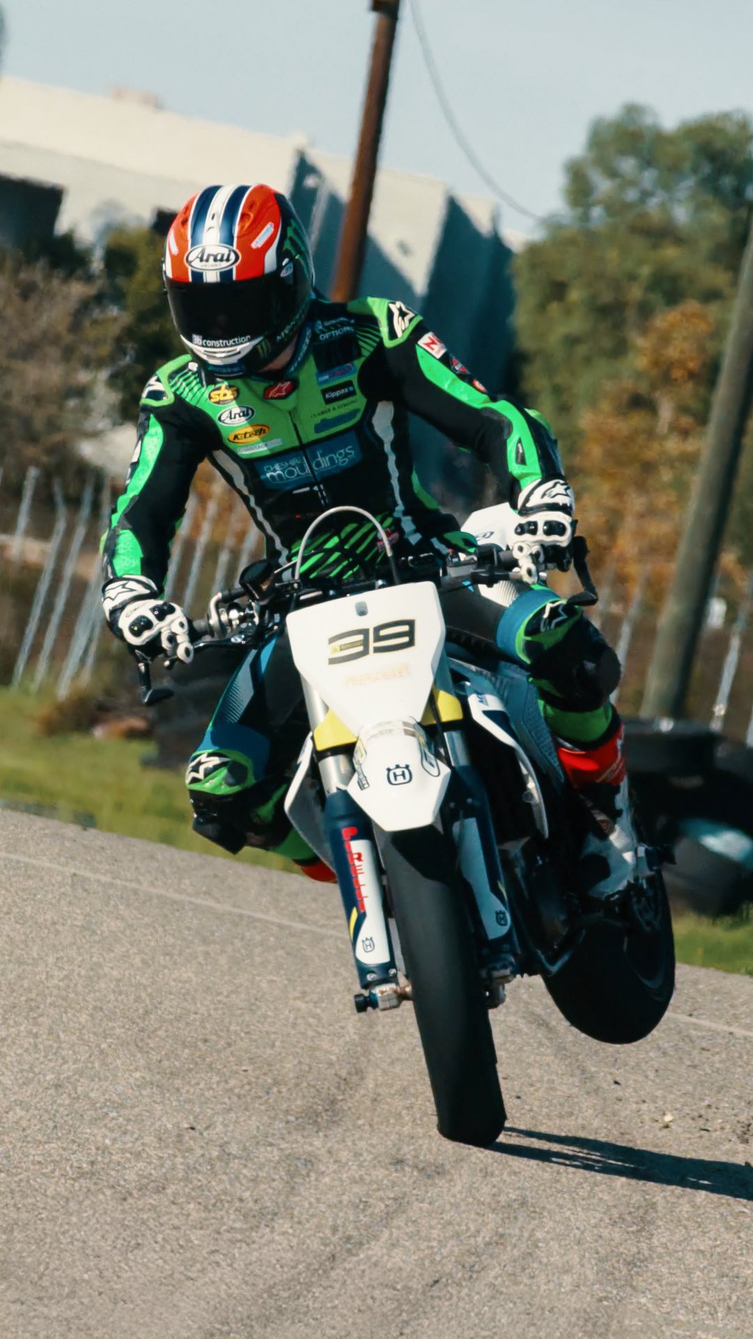 California trip never fails to deliver 😎🇺🇸📹 @graypham creating the magic ✨#supermo....