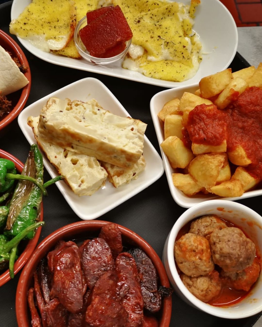 Join us on 25th March for our much-loved Tapas Night — an evening packed with authentic Spanish flavours, great wine, and plenty of delicious plates to share. It’s the perfect little mid-week treat. 🍷
🕠 From 5.30pm
🍴 Dine in and enjoy the atmosphere
📦 Or order for collection and enjoy at home
📞 Booking recommended — it’s always a popular one!
Call to book on 01920 823555 ☎️
Book via our website -
www.goldenfleecebraughing.co.uk
#goldenfleece20 #thegoldenfleecebraughing #braughing #hertfordshire #pub #pubdining #yoello #tapas #tapasnight #spanishcuisine